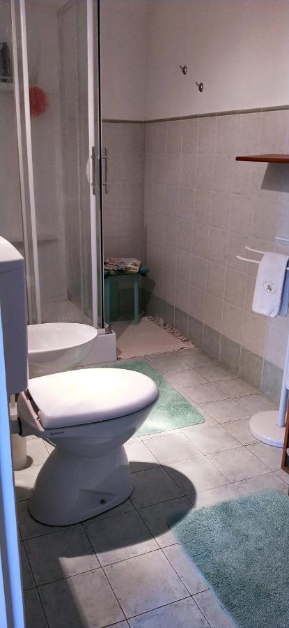 Da Terry Bed & Breakfast Vergiate Bagian luar foto