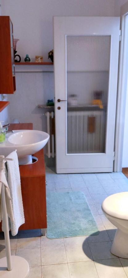 Da Terry Bed & Breakfast Vergiate Bagian luar foto